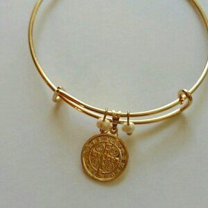 Freshwater pearl Saint Benedict gold medal bangle adjustable charm bracelet